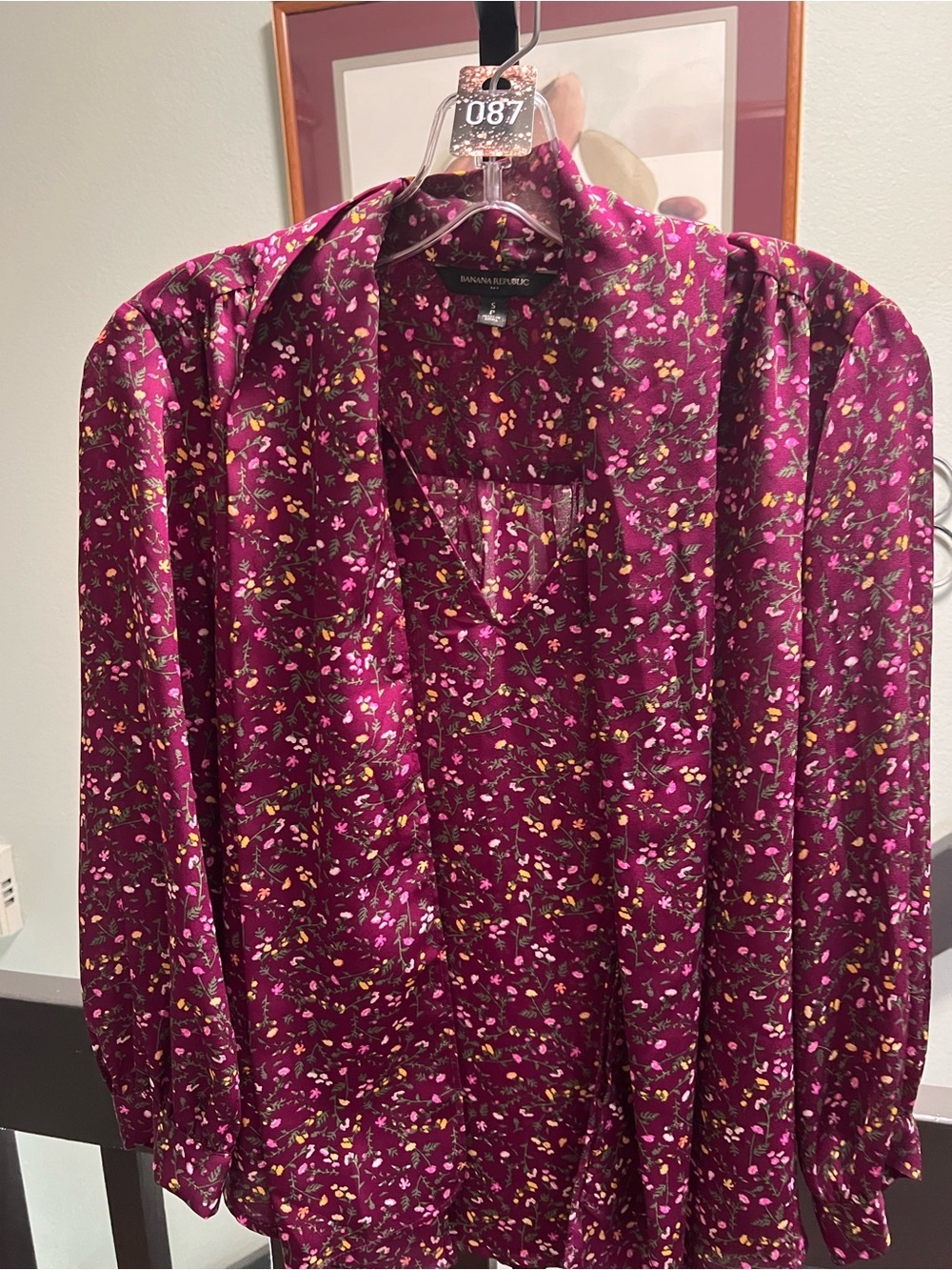 Banana Republic Plum Floral Long Sleeve V-neck Blouse Size SP #087